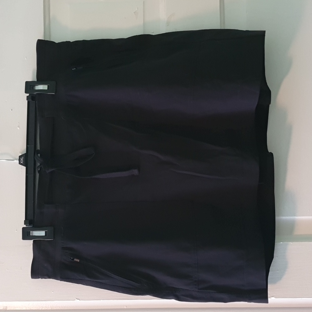 EUC Athleta black skort, size 16